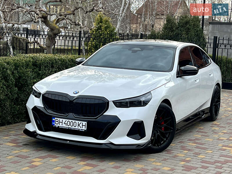 Седан BMW 5 Series 2023 в Одесі