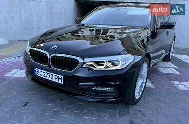 Седан BMW 5 Series 2018 в Львове