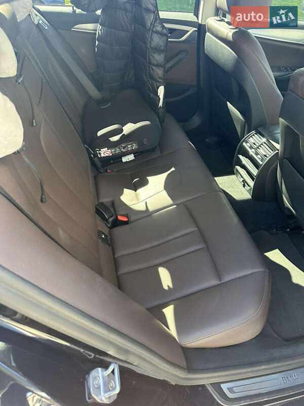 Седан BMW 5 Series 2017 в Ивано-Франковске фото 18 Седан BMW 5 Series 2017 в Ивано-Франковске