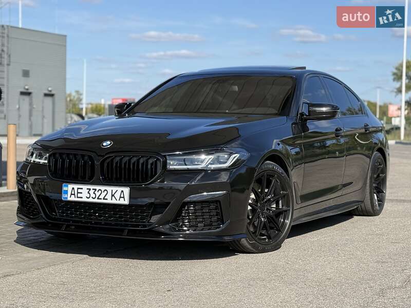 Седан BMW 5 Series 2017 в Днепре