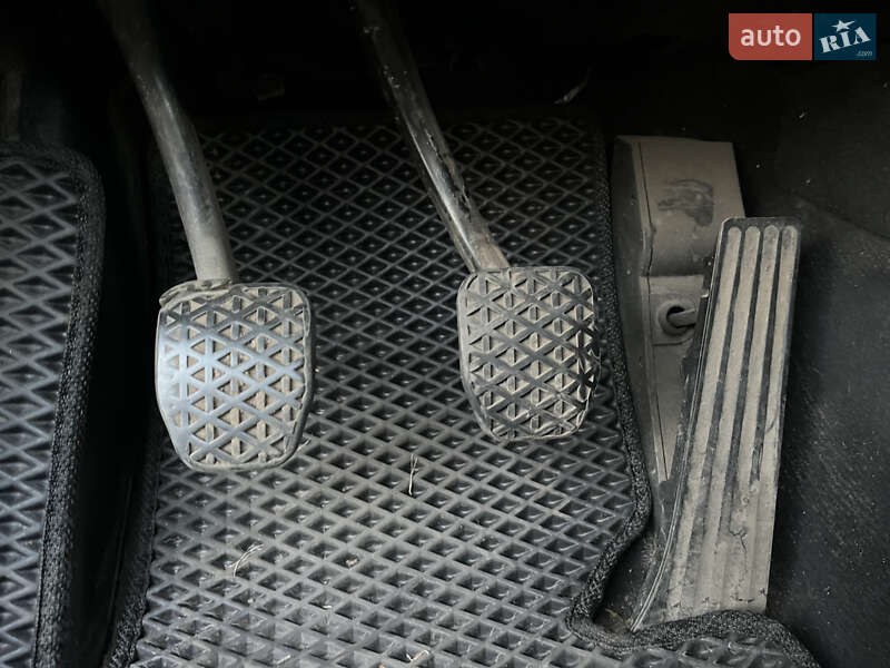 Універсал BMW 5 Series 2000 в Слов'янську