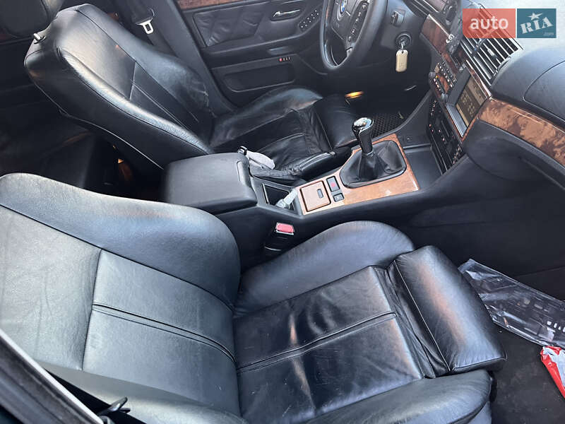 Універсал BMW 5 Series 2000 в Слов'янську