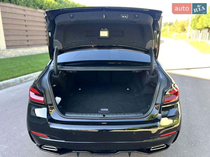 Седан BMW 5 Series 2017 в Киеве фото 50 Седан BMW 5 Series 2017 в Киеве