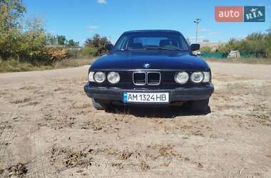 Седан BMW 5 Series 1992 в Житомире