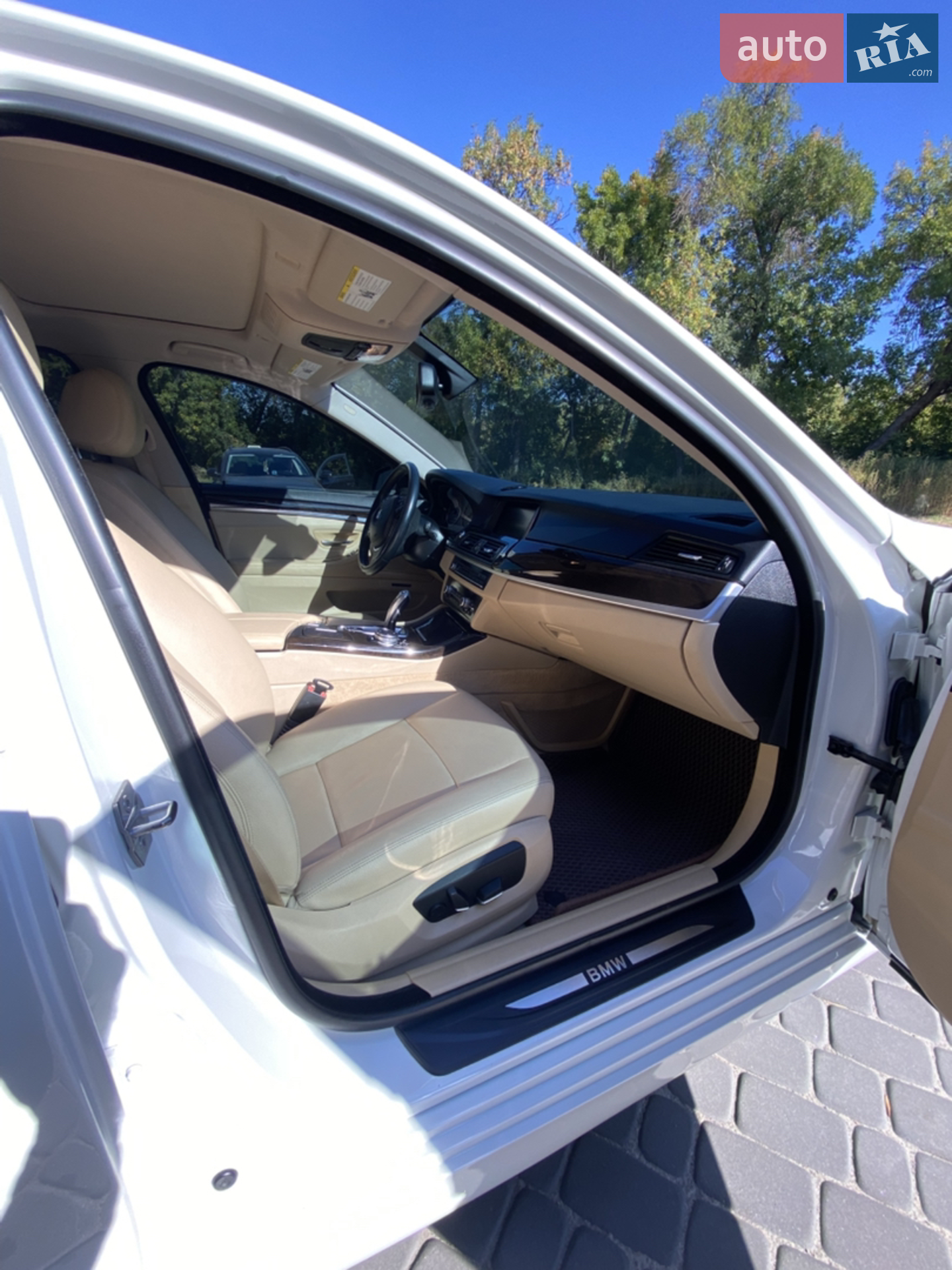 2014 BMW 5er - мініатюра 18