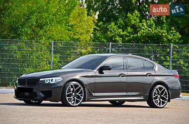 Седан BMW 5 Series 2018 в Дніпрі