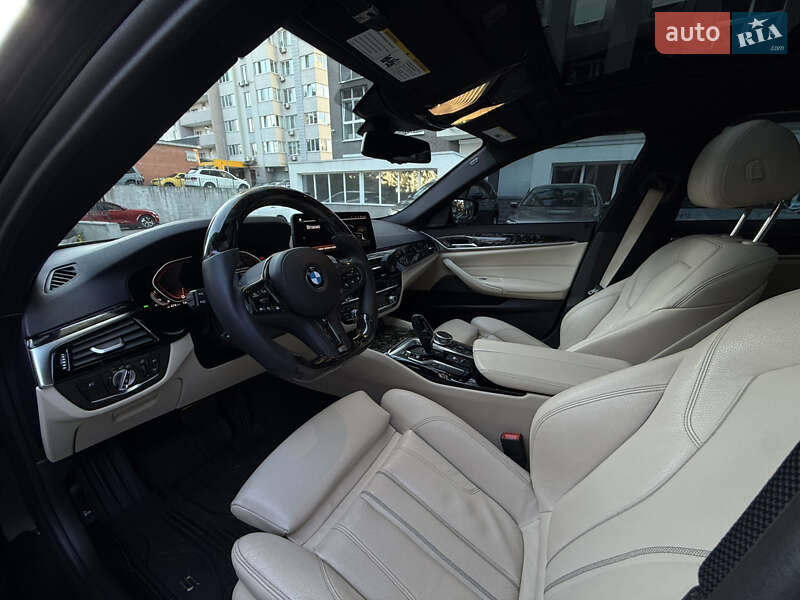 Седан BMW 5 Series 2019 в Киеве