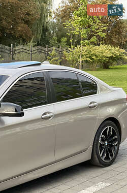 Седан BMW 5 Series 2015 в 