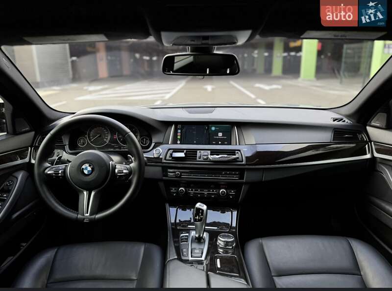 Седан BMW 5 Series 2014 в Рокитному