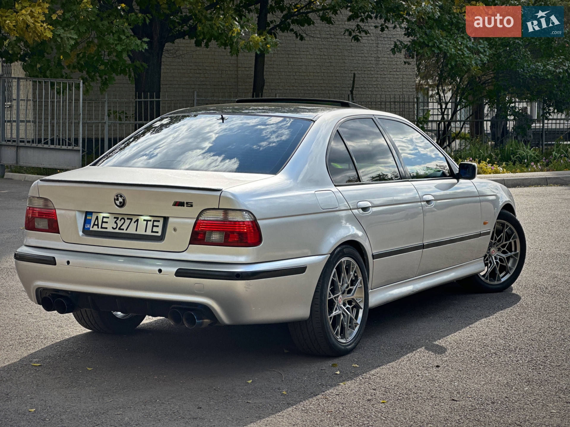 BMW 5 Series 1996 VIN WBADD61010BR07879 фото оголошення 19 з 23