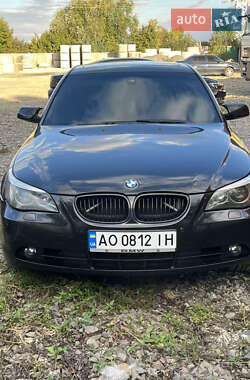 Седан BMW 5 Series 2004 в Ужгороде