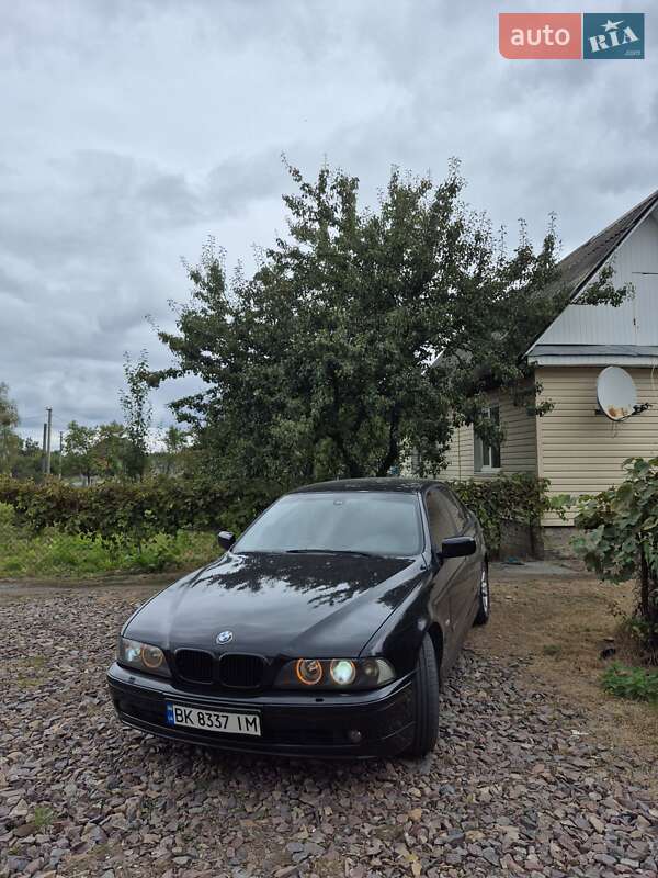 Седан BMW 5 Series 2003 в 