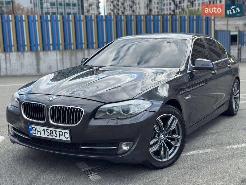 BMW 5 Series 2011
