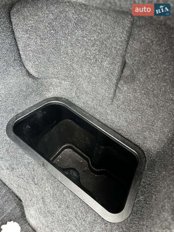 Седан BMW 5 Series 2011 в Луцке фото 11 Седан BMW 5 Series 2011 в Луцке