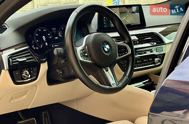 Седан BMW 5 Series 2017 в 