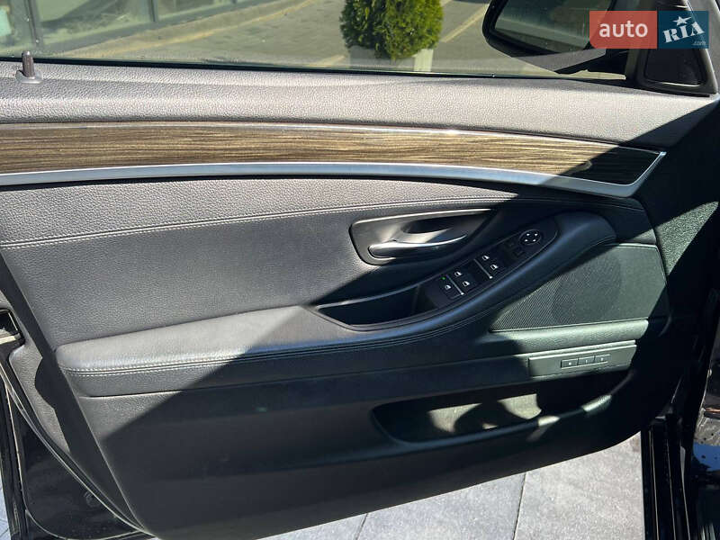 Седан BMW 5 Series 2013 в Львове