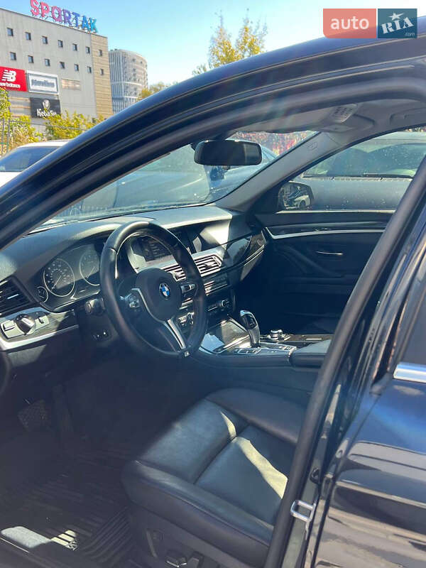 Седан BMW 5 Series 2013 в Львове