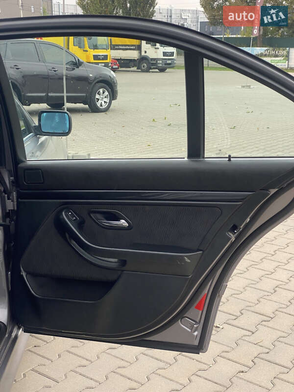 Седан BMW 5 Series 1999 в Києві