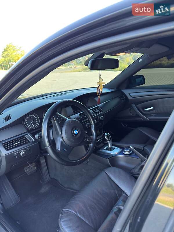 Седан BMW 5 Series 2007 в Глибокій фото 11 Седан BMW 5 Series 2007 в Глибокій