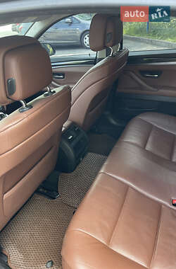 Седан BMW 5 Series 2012 в 