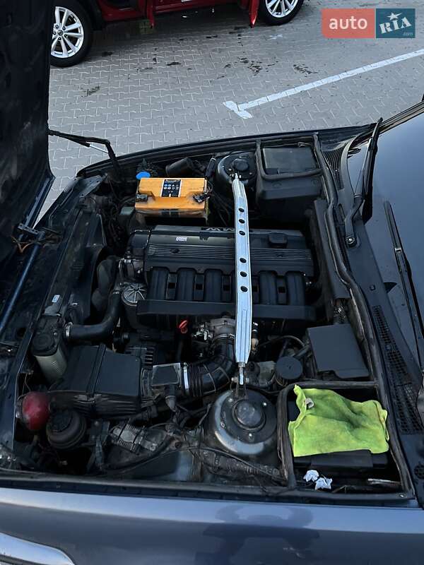 Седан BMW 5 Series 1988 в Вінниці