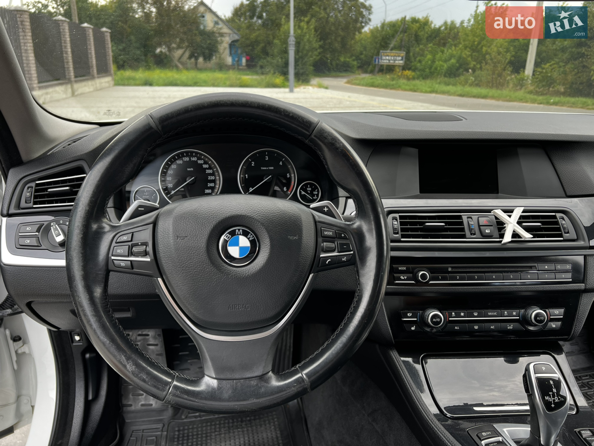 2013 BMW 5er - мініатюра 8