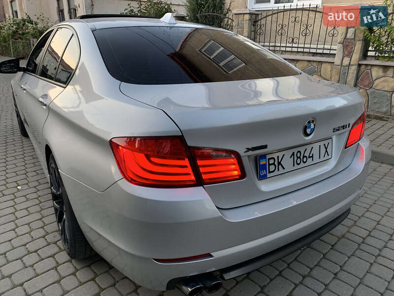 Седан BMW 5 Series 2013 в Надворной