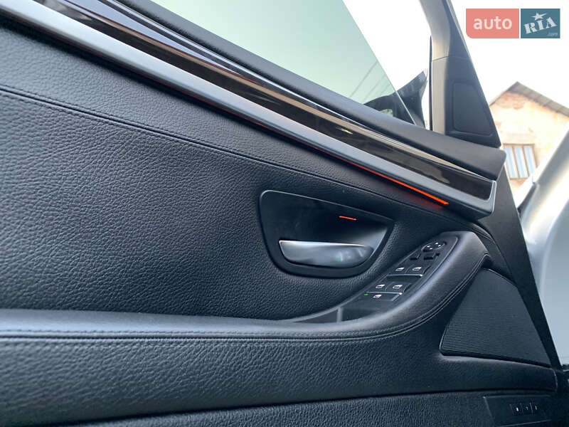 Седан BMW 5 Series 2013 в Надворной