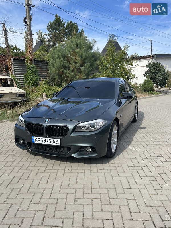 Седан BMW 5 Series 2012 в Днепре