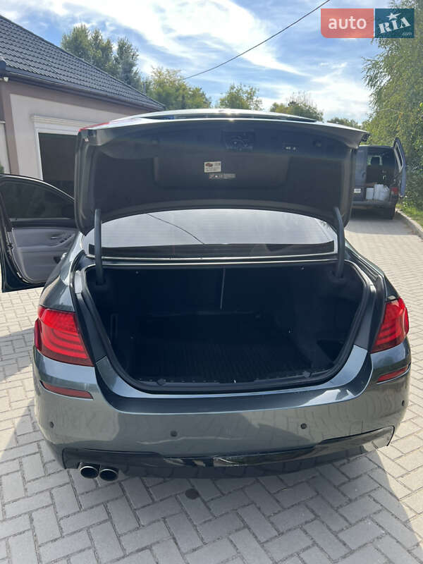 Седан BMW 5 Series 2012 в Днепре
