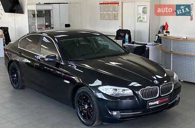 Седан BMW 5 Series 2012 в 