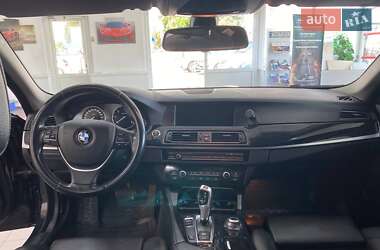 Седан BMW 5 Series 2012 в 