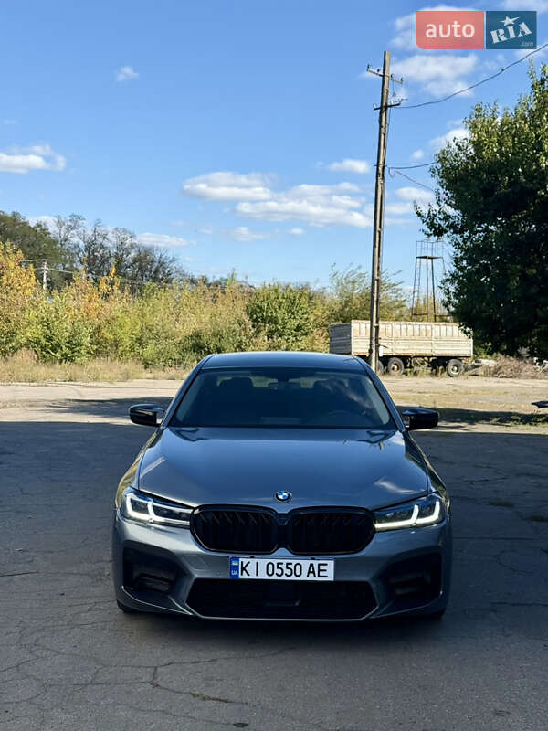 Седан BMW 5 Series 2017 в Павлограде