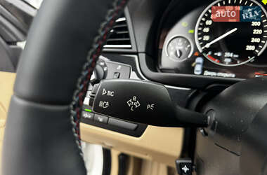 Седан BMW 5 Series 2012 в 