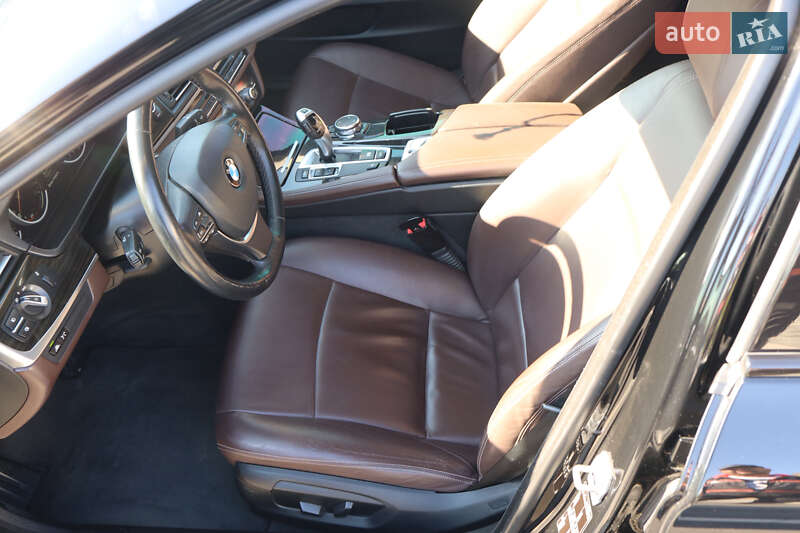 Универсал BMW 5 Series 2015 в Мукачево