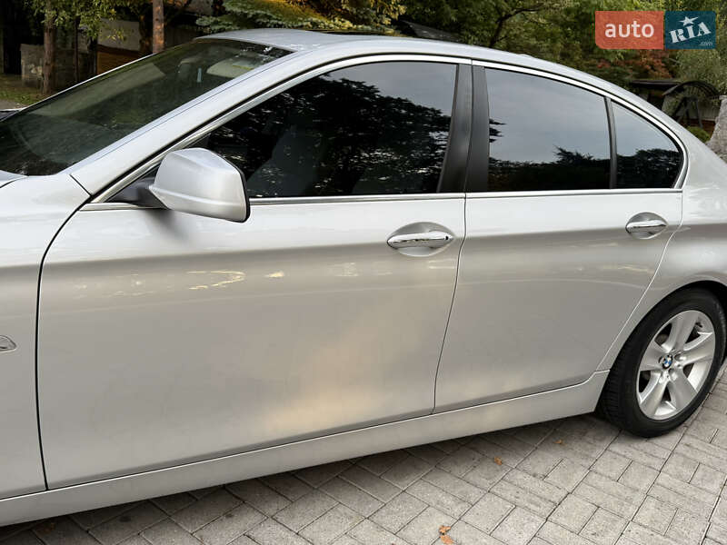 Седан BMW 5 Series 2012 в Дрогобичі