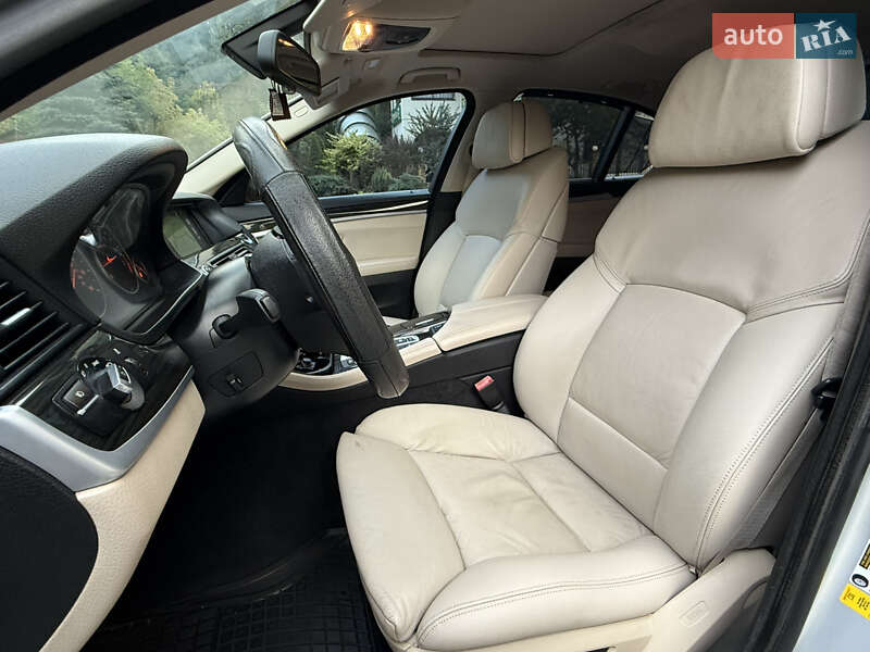 Седан BMW 5 Series 2012 в Дрогобичі