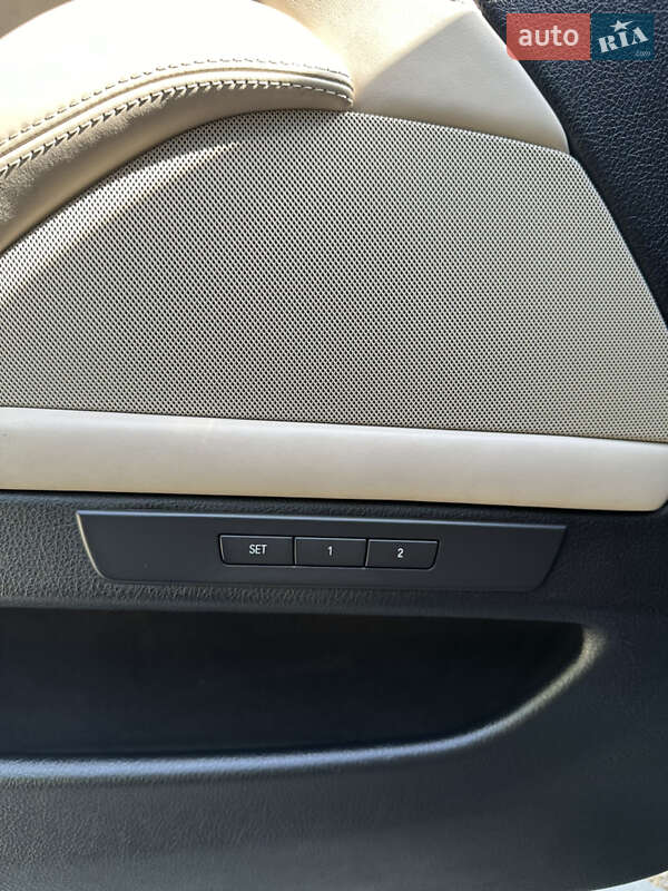 Седан BMW 5 Series 2016 в Харкові