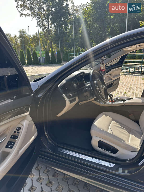 Седан BMW 5 Series 2016 в Харкові