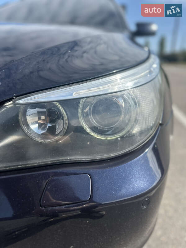 Седан BMW 5 Series 2003 в Кременчуге