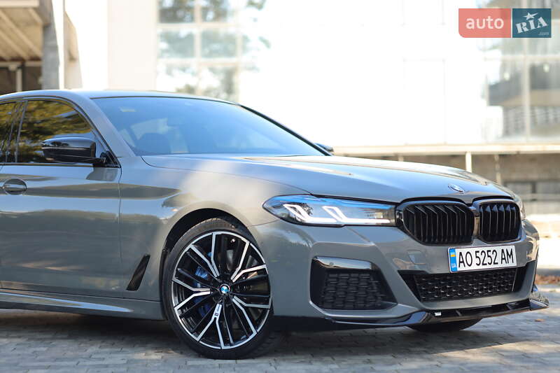 Седан BMW 5 Series 2021 в Мукачево