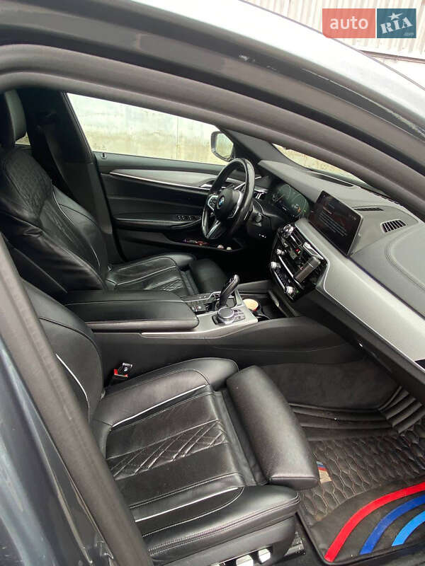 Седан BMW 5 Series 2018 в Києві фото 4 Седан BMW 5 Series 2018 в Києві