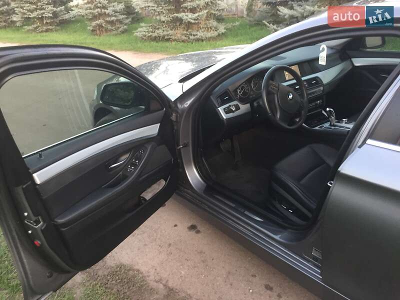 Седан BMW 5 Series 2013 в Хмельницком