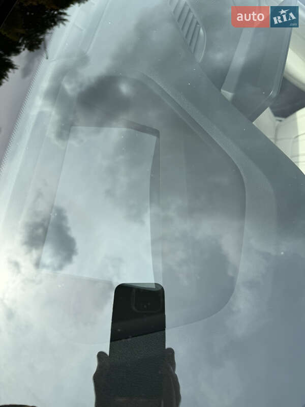 Седан BMW 5 Series 2020 в Львове