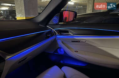 Седан BMW 5 Series 2020 в 