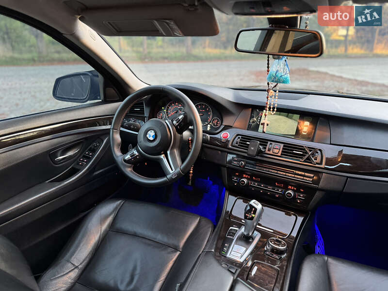 Седан BMW 5 Series 2013 в Тячеве