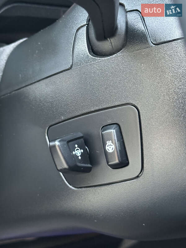 Седан BMW 5 Series 2013 в Тячеве