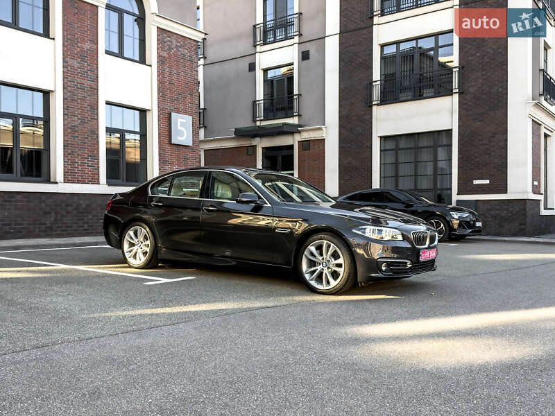 Седан BMW 5 Series 2015 в Киеве фото 10 Седан BMW 5 Series 2015 в Киеве