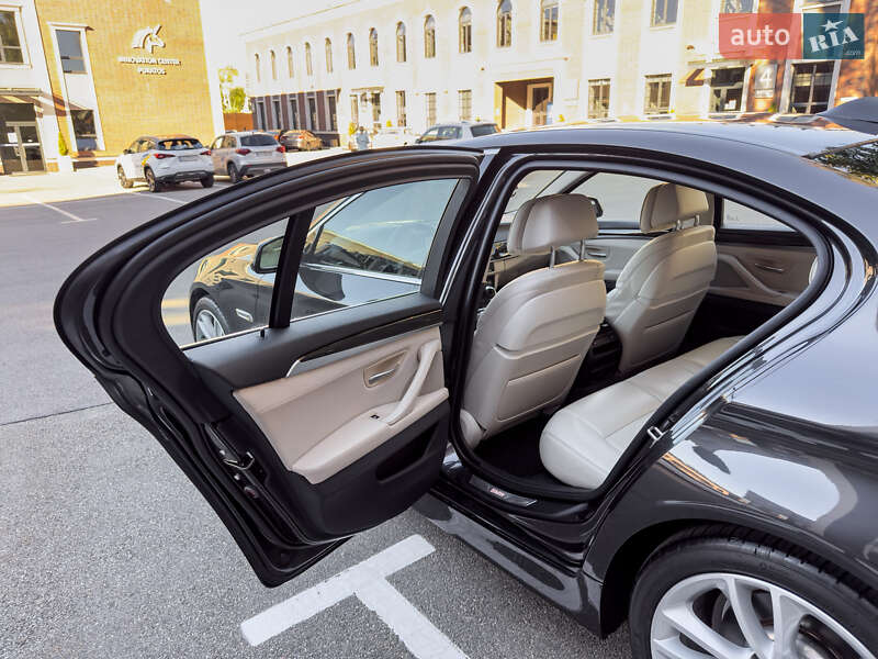 Седан BMW 5 Series 2015 в Киеве фото 41 Седан BMW 5 Series 2015 в Киеве