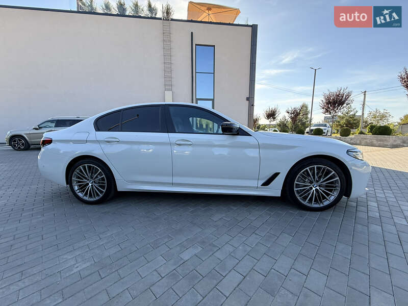 Седан BMW 5 Series 2019 в Ровно
